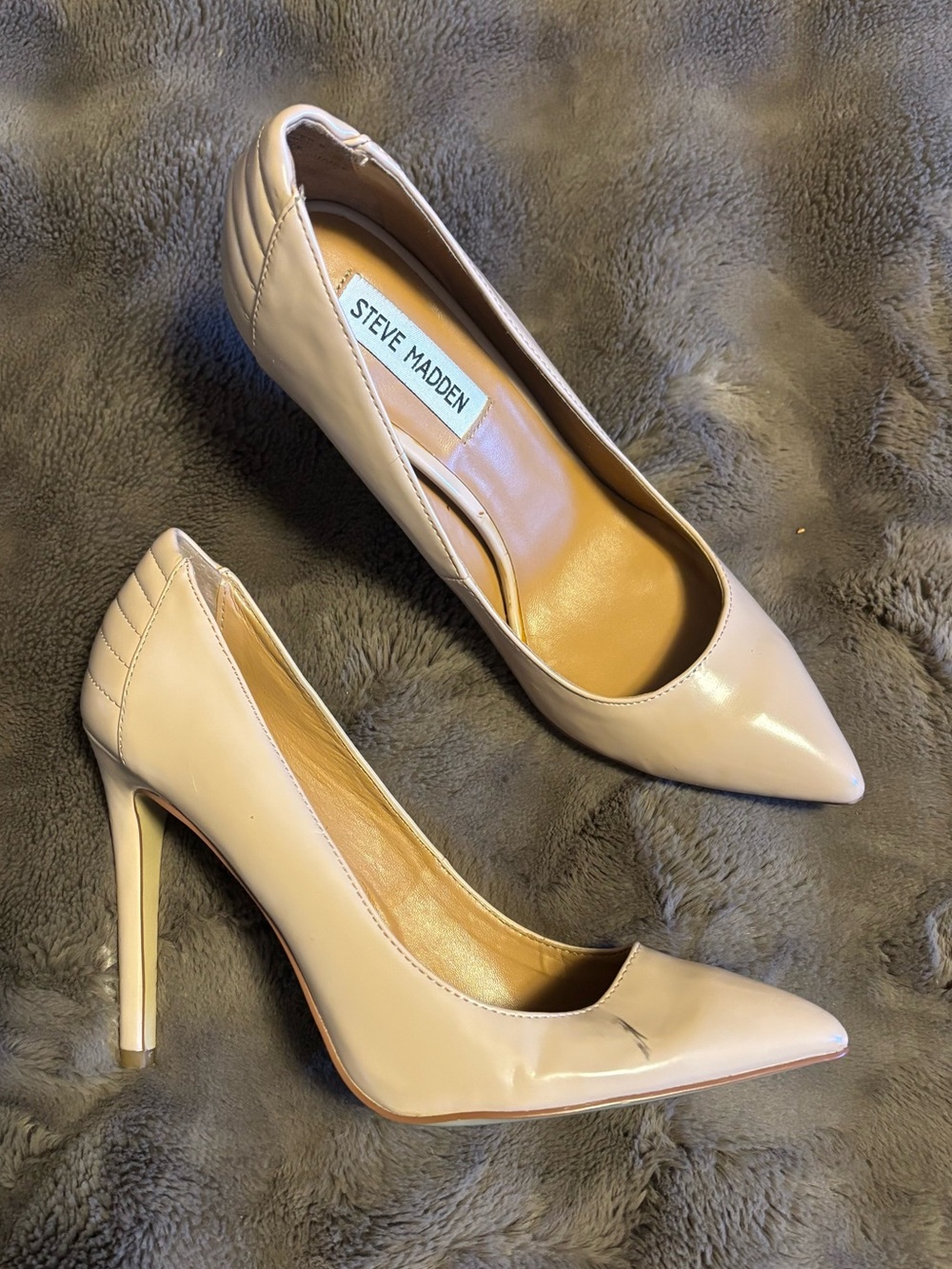 Steve Madden, nude pointed toe pumps
